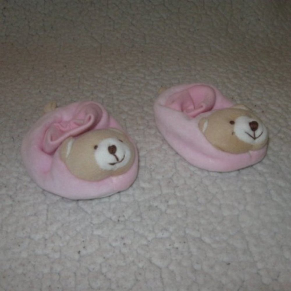 5/$20 Girls Infant Pink/Tan Bear Slippers